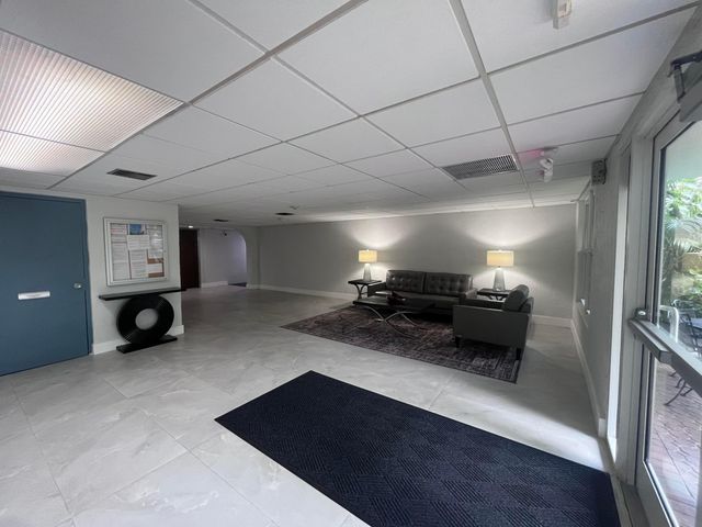 3000 NE 5th Terrace 313-a, Wilton Manors, FL 33334