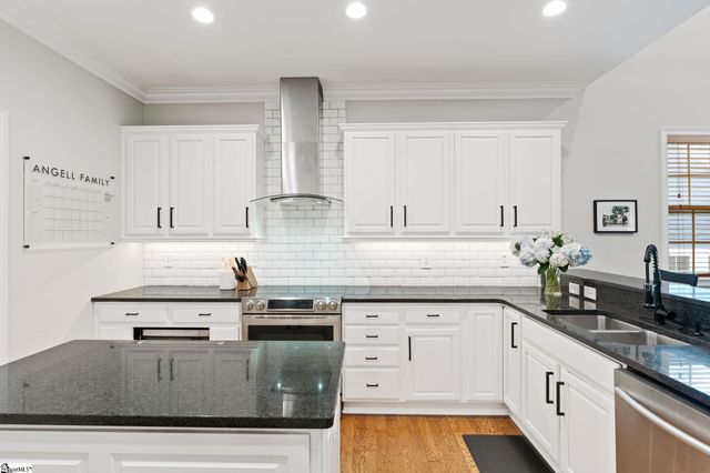 9 Wiscasset Way, Greenville, SC 29615