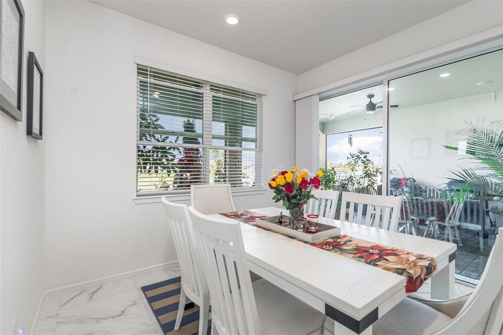 Image 7 of property listing at 1974 SPRING SHOWER CIRCLE, Kissimmee, FL 34744