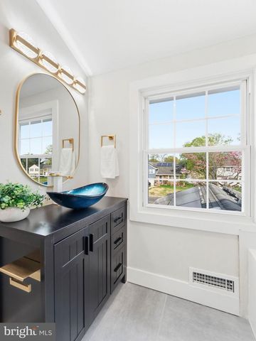 206 RAMBLEWOOD, Mount Laurel, NJ 08054