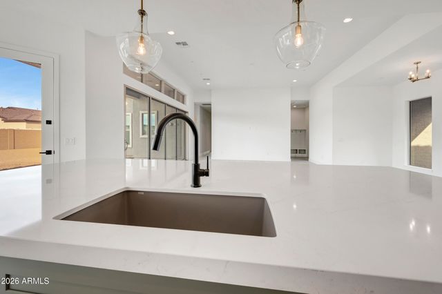 18122 E CREOSOTE Drive, Queen Creek, AZ 85142