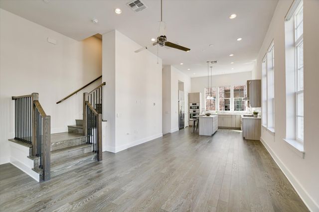 1301 Town Creek DR 1, Austin, TX 78741