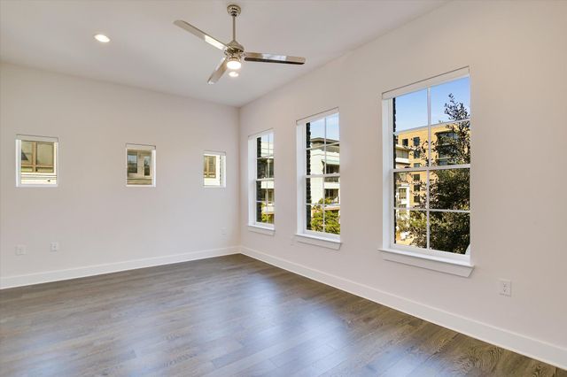 1301 Town Creek DR 1, Austin, TX 78741