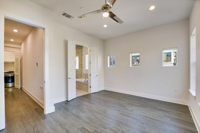 1301 Town Creek DR 1, Austin, TX 78741