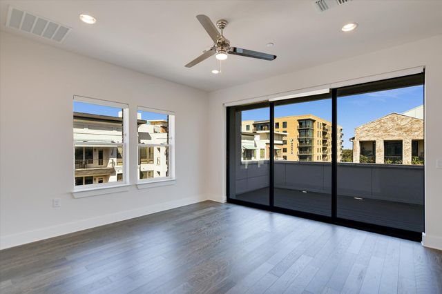 1301 Town Creek DR 1, Austin, TX 78741