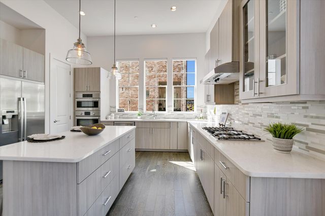 1301 Town Creek DR 1, Austin, TX 78741