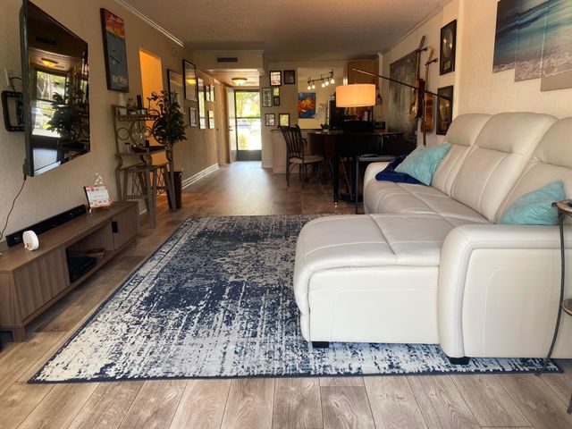 3 Royal Palm Way 102, Boca Raton, FL 33432