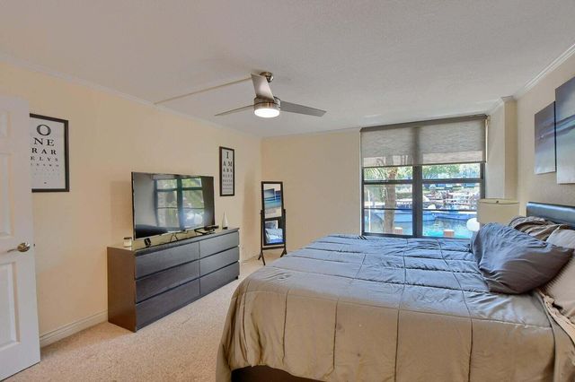 3 Royal Palm Way 102, Boca Raton, FL 33432