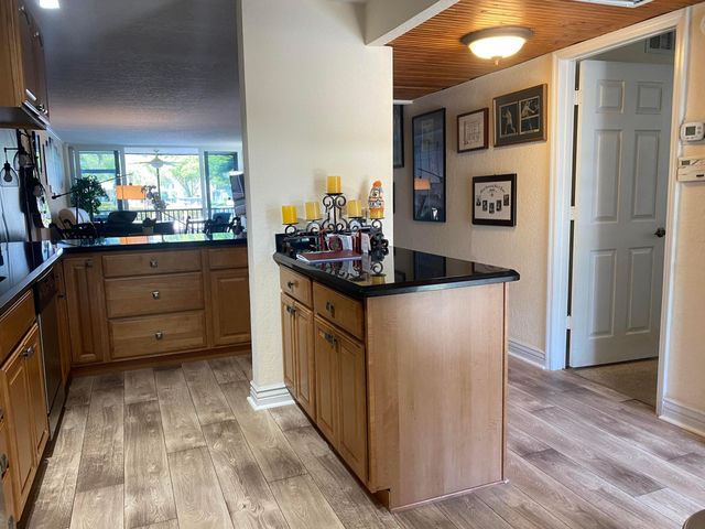 3 Royal Palm Way 102, Boca Raton, FL 33432