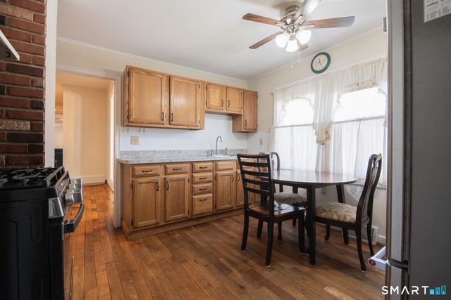 744 Russell Street, New Haven, CT 06513