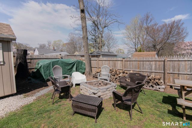 744 Russell Street, New Haven, CT 06513