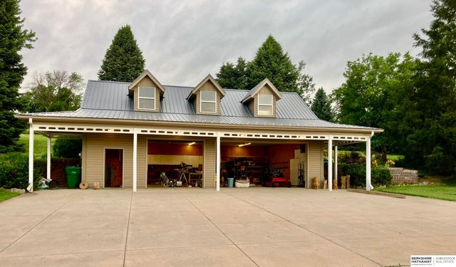 505 Oak Hill Road, Plattsmouth, NE 68048