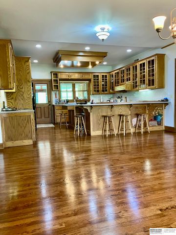 505 Oak Hill Road, Plattsmouth, NE 68048