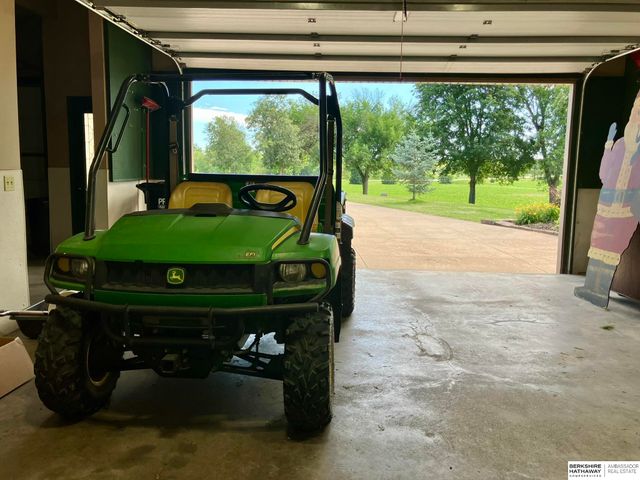 505 Oak Hill Road, Plattsmouth, NE 68048
