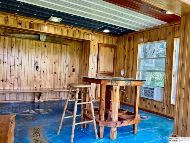 505 Oak Hill Road, Plattsmouth, NE 68048