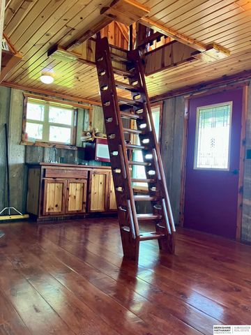 505 Oak Hill Road, Plattsmouth, NE 68048