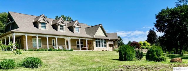 505 Oak Hill Road, Plattsmouth, NE 68048