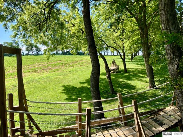 505 Oak Hill Road, Plattsmouth, NE 68048