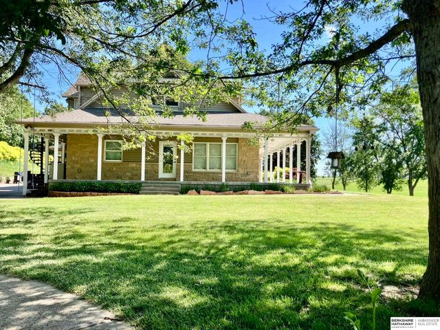 505 Oak Hill Road, Plattsmouth, NE 68048