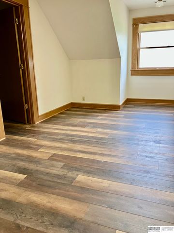 505 Oak Hill Road, Plattsmouth, NE 68048