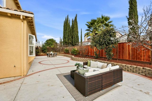 1510 Avenida De Los Padres, Morgan Hill, CA 95037