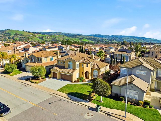 1510 Avenida De Los Padres, Morgan Hill, CA 95037
