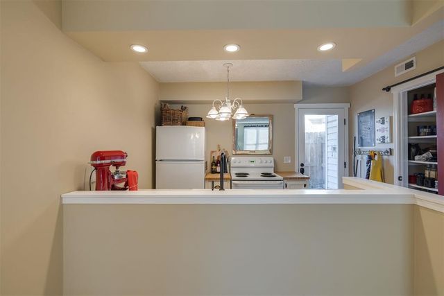 827 Red Bird Lane B, Norman, OK 73072