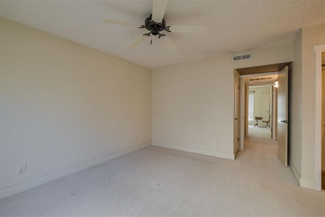 827 Red Bird Lane B, Norman, OK 73072