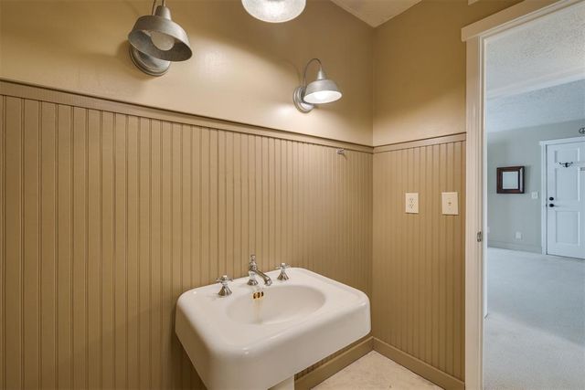 827 Red Bird Lane B, Norman, OK 73072