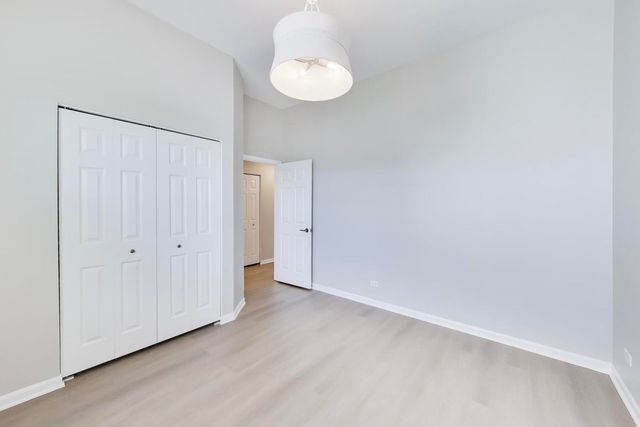 2073 Cambria Court, Northbrook, IL 60062