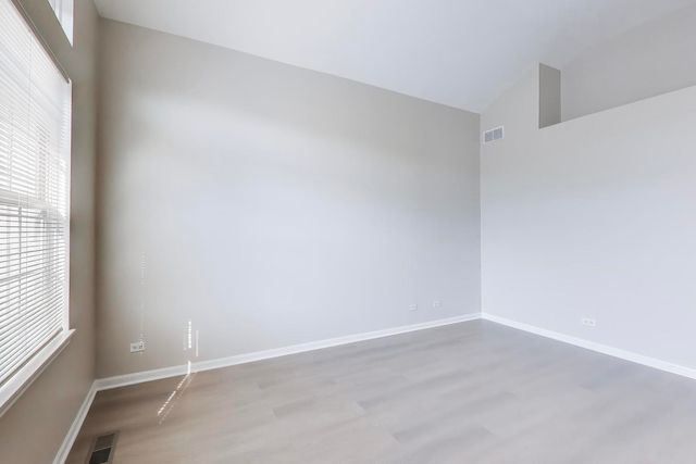 2073 Cambria Court, Northbrook, IL 60062