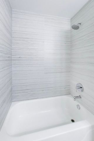 2073 Cambria Court, Northbrook, IL 60062