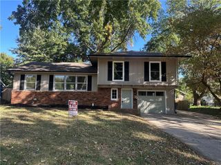 3521 Woodbury Street, Independence, MO 64055