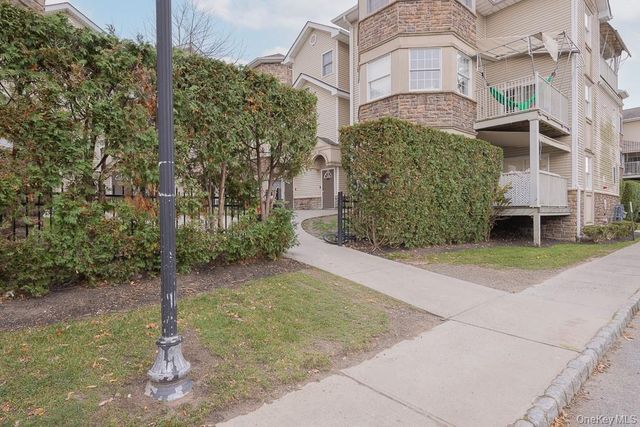 3 Horizon Court 304, Monsey, NY 10952