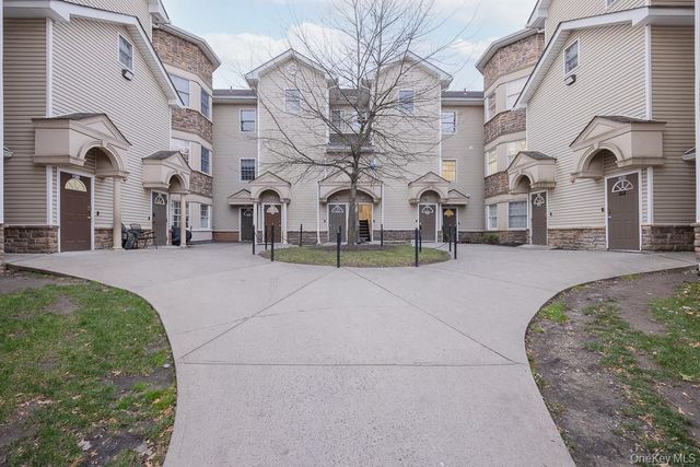 3 Horizon Court 304, Monsey, NY 10952