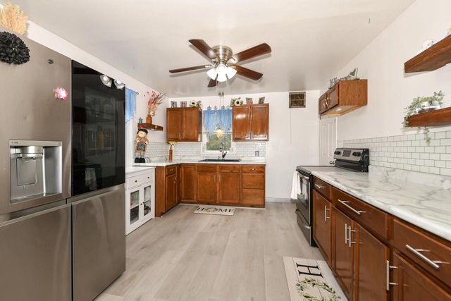 317 Delafield STREET, Waukesha, WI 53188