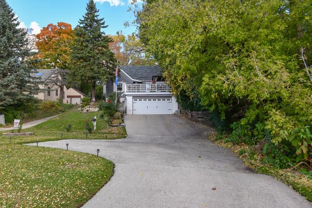 317 Delafield STREET, Waukesha, WI 53188