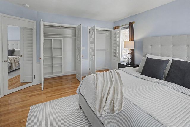 2210 Cedar Lake Parkway, Minneapolis, MN 55416