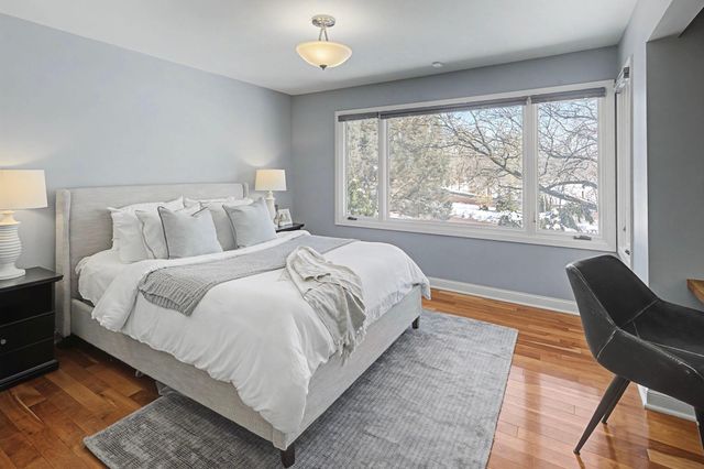 2210 Cedar Lake Parkway, Minneapolis, MN 55416