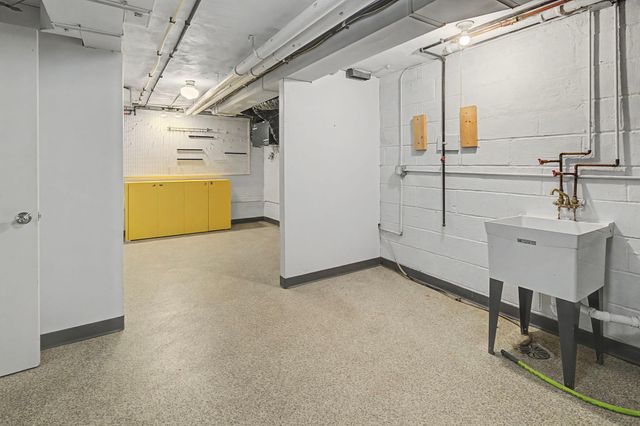 2210 Cedar Lake Parkway, Minneapolis, MN 55416