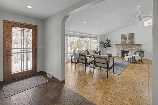 2210 Cedar Lake Parkway, Minneapolis, MN 55416