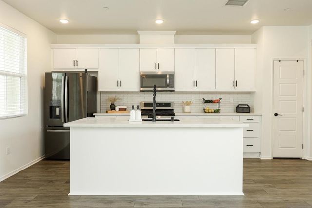 5145 Calle Sandwaves 22, San Diego, CA 92154