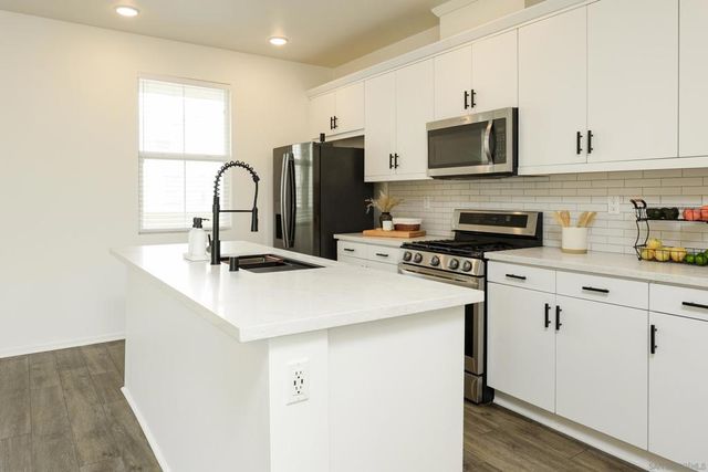 5145 Calle Sandwaves 22, San Diego, CA 92154