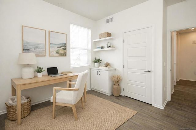 5145 Calle Sandwaves 22, San Diego, CA 92154