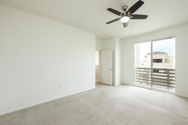 5145 Calle Sandwaves 22, San Diego, CA 92154