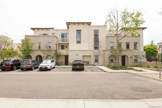 5145 Calle Sandwaves 22, San Diego, CA 92154