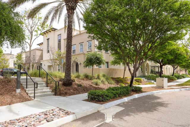 5145 Calle Sandwaves 22, San Diego, CA 92154