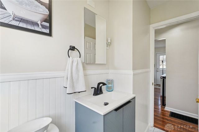 447 S Stadium Drive, Xenia, OH 45385