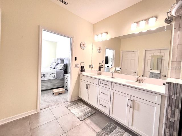 5914 FIORE DRIVE, Bradenton, FL 34208