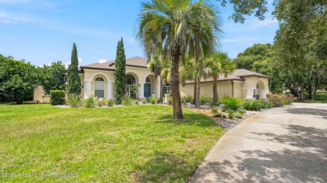 10400 Ramble Ridge Court, Weeki Wachee, FL 34613